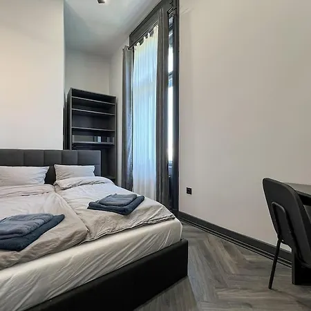 Appartement Ludovika 93 M2 *